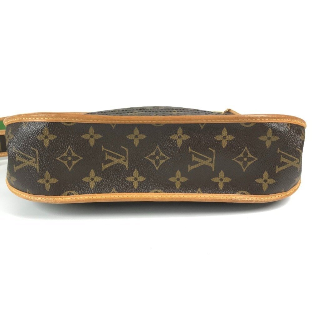 LOUIS VUITTON Brown Monogram Canvas Shoulder Bag - Picture 6 of 16